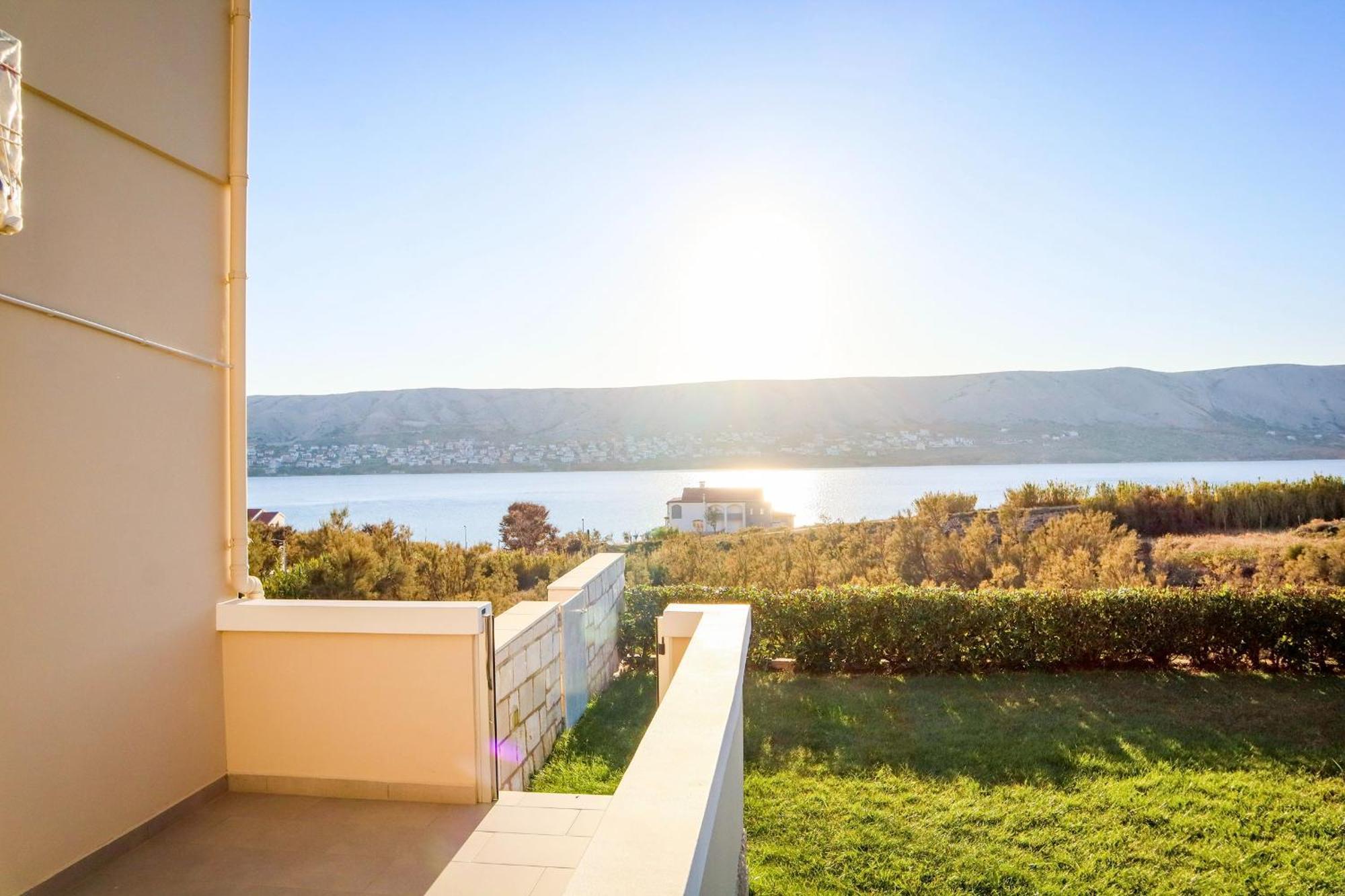 Apartments Basaca Паг Екстер'єр фото